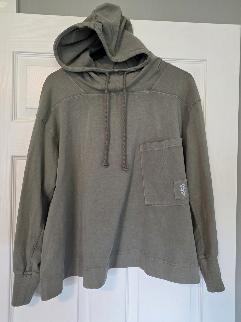 Free People Olive Hooded Pocket Sweatshirt. NwOT